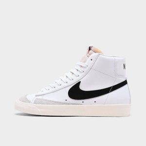 WOMEN'S NIKE BLAZER MID '77 CASUAL SHOES  Size 6